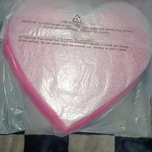 VICTORIA'S SECRET HEART CROSSBODY - Picture 4 of 6